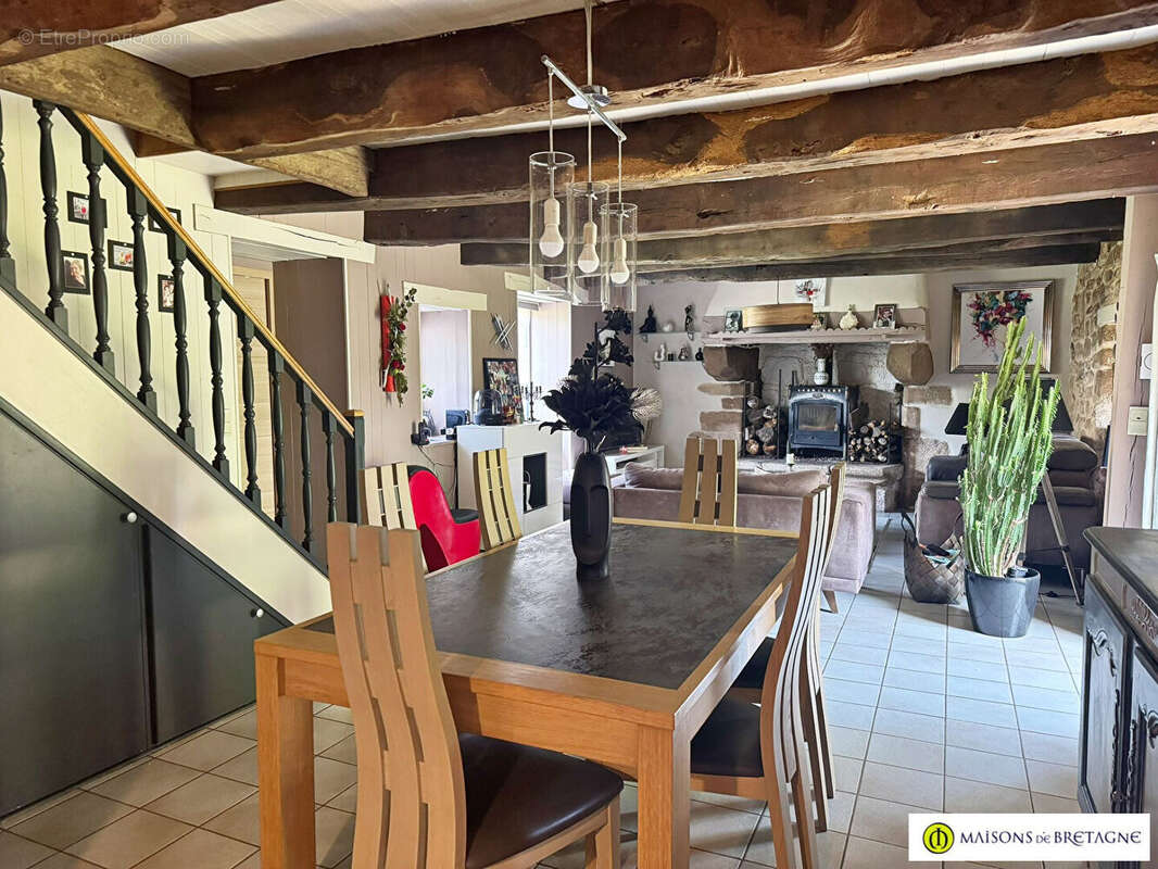 Maison à RIEC-SUR-BELON