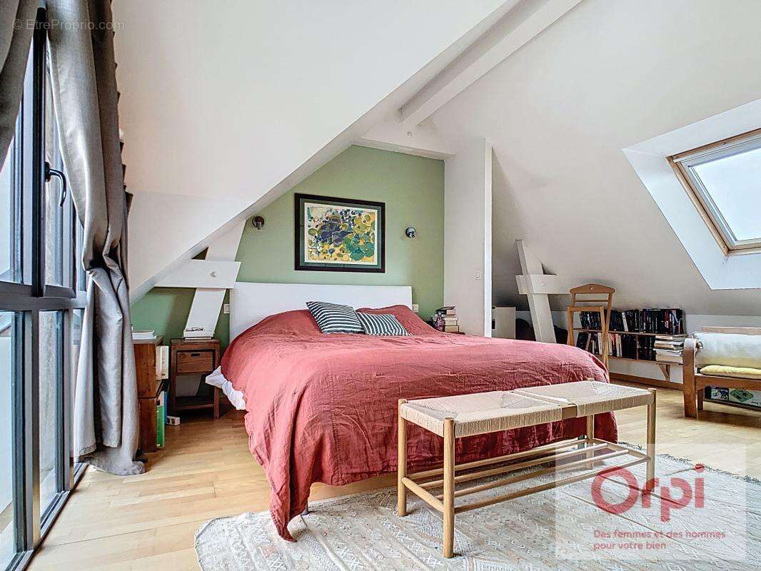 Maison à ISSY-LES-MOULINEAUX