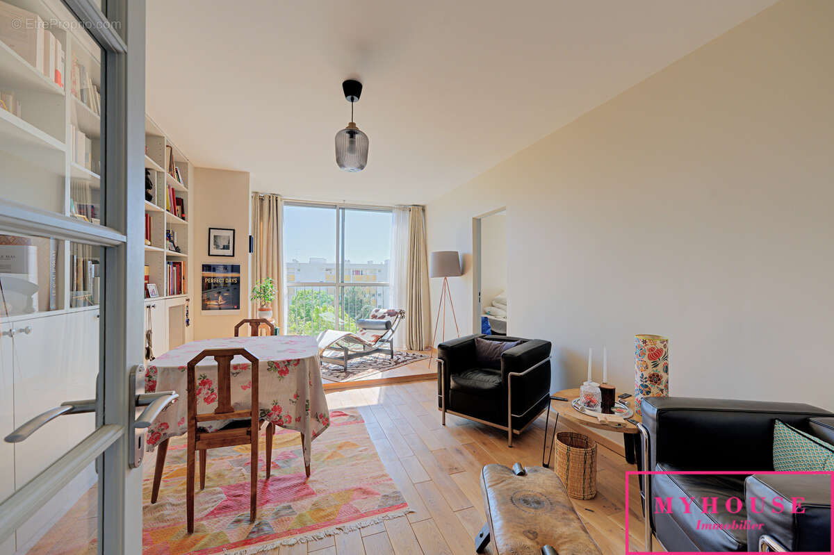 Quartier metro appartement 3 pieces 64m2 - photo 2