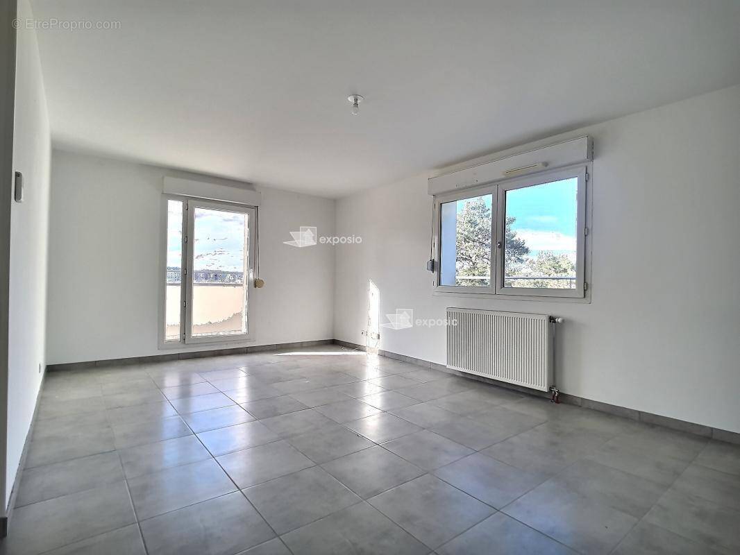 Appartement à LYON-8E