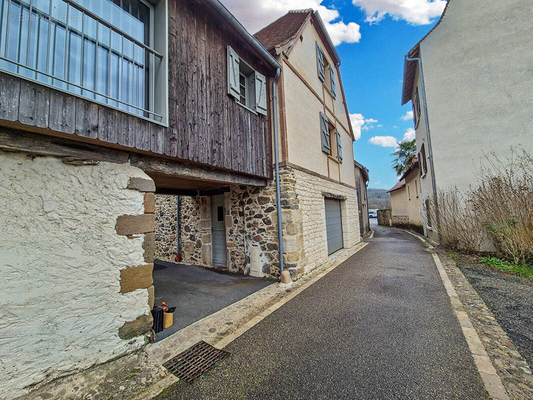 Maison à BEAULIEU-SUR-DORDOGNE