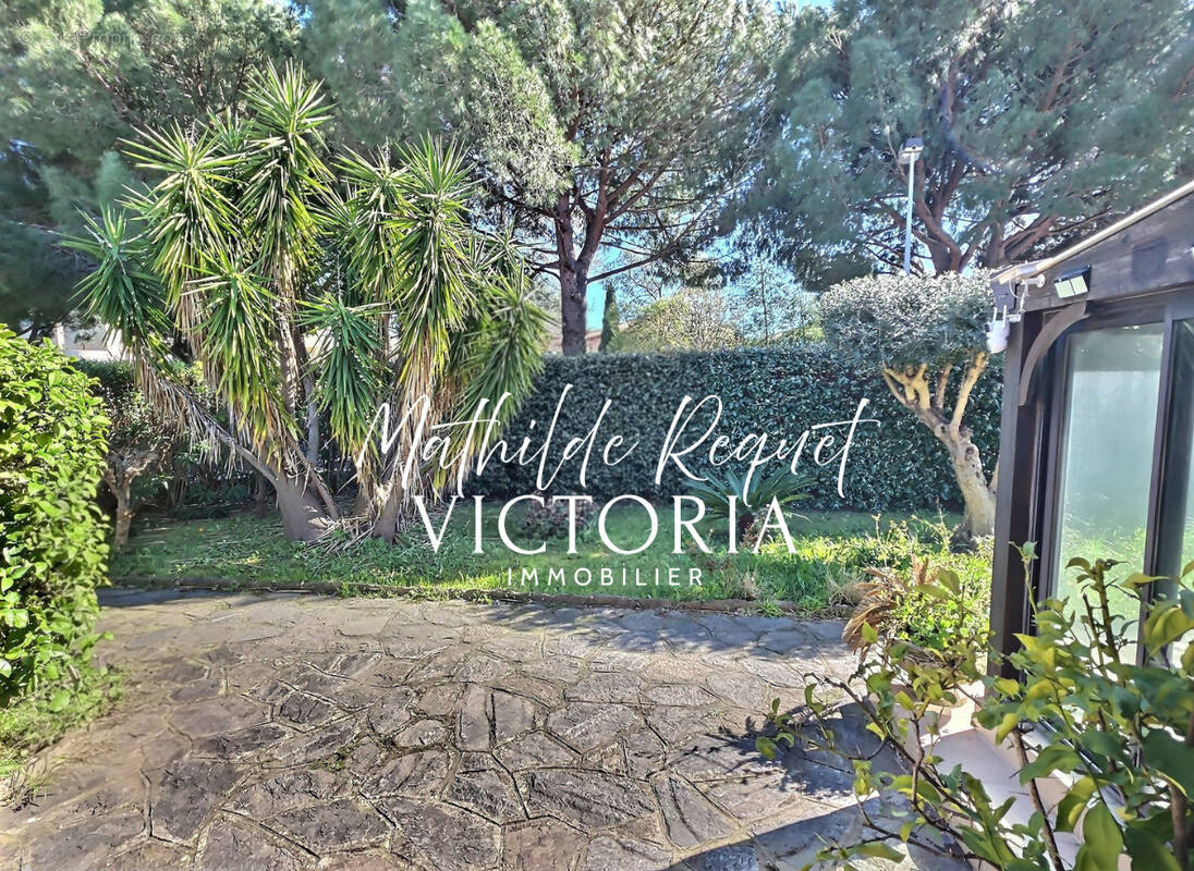 Maison à BORMES-LES-MIMOSAS