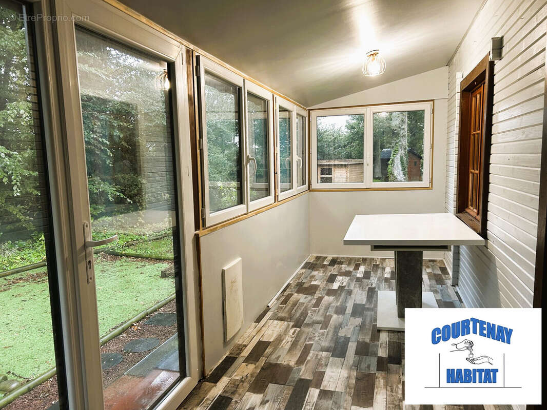 Maison à BAZOCHES-SUR-LE-BETZ