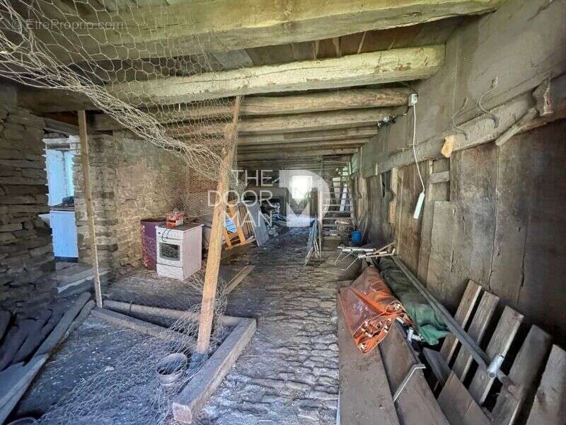 Maison à THOL-LES-MILLIERES