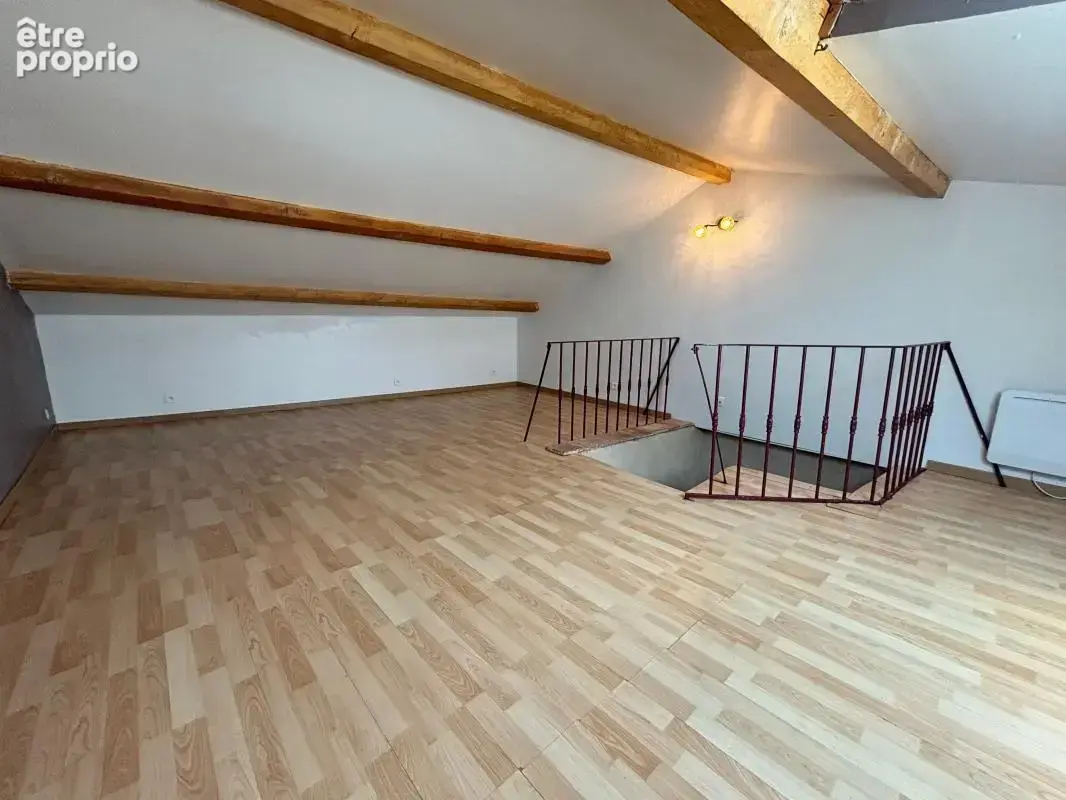 Maison de village T4 - Bon état général - Beaux volumes - photo 9