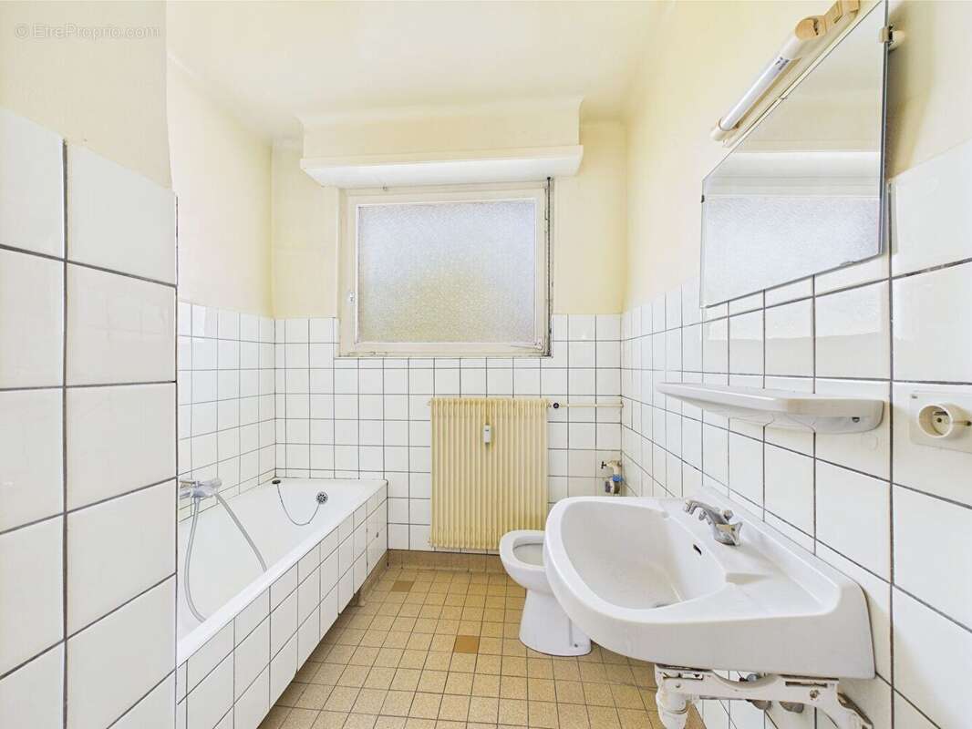 La Wantzenau - F4 de 89.96 m² avec 2 balcons, un garage, une cave et un grenier - photo 12