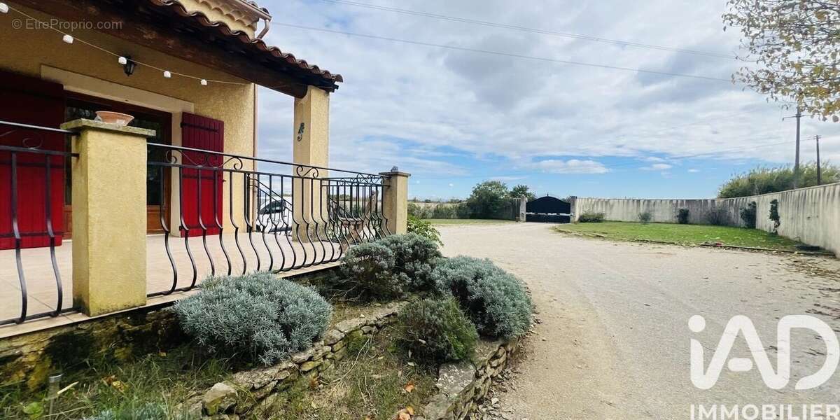 Photo 6 - Maison à SAINT-JULIEN-DE-PEYROLAS