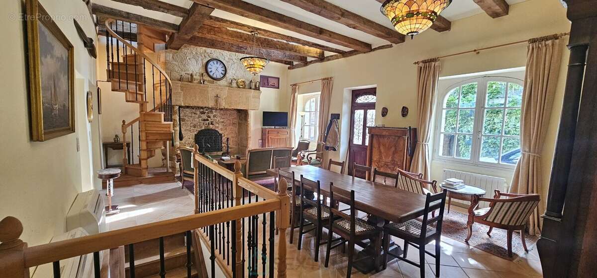 Maison à DOMME