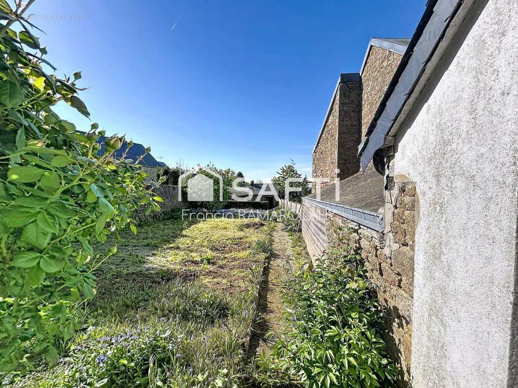 Photo 9 - Maison à SAINT-DENIS-DE-GASTINES