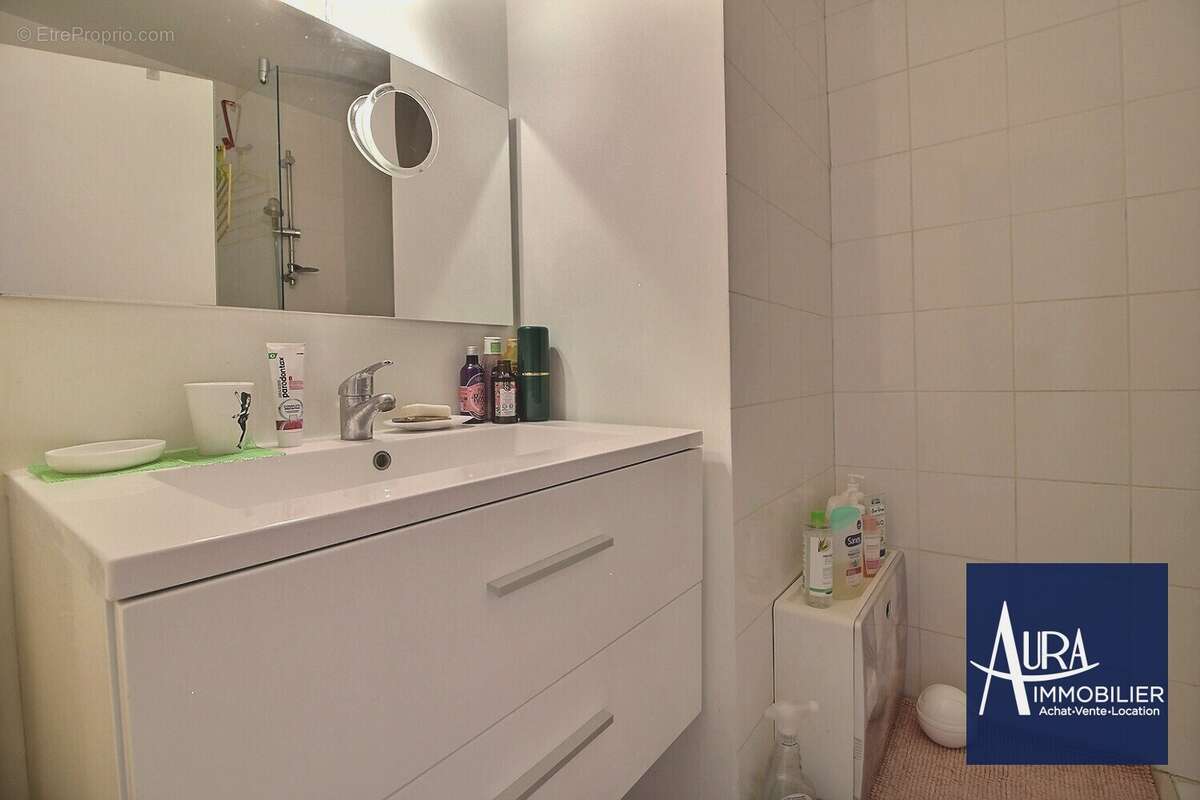 Appartement 53 m² à Les Lilas  - photo 8