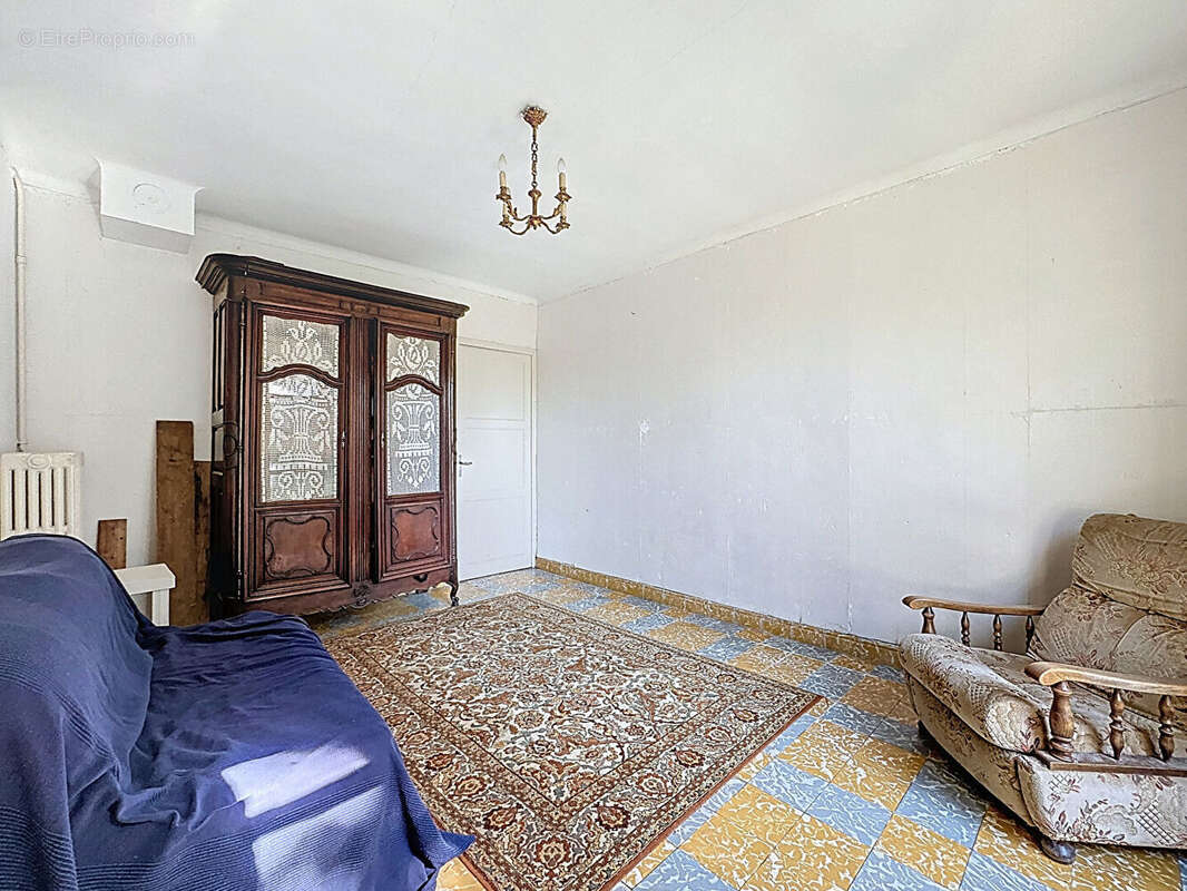 Maison à VILLENEUVE-LES-AVIGNON