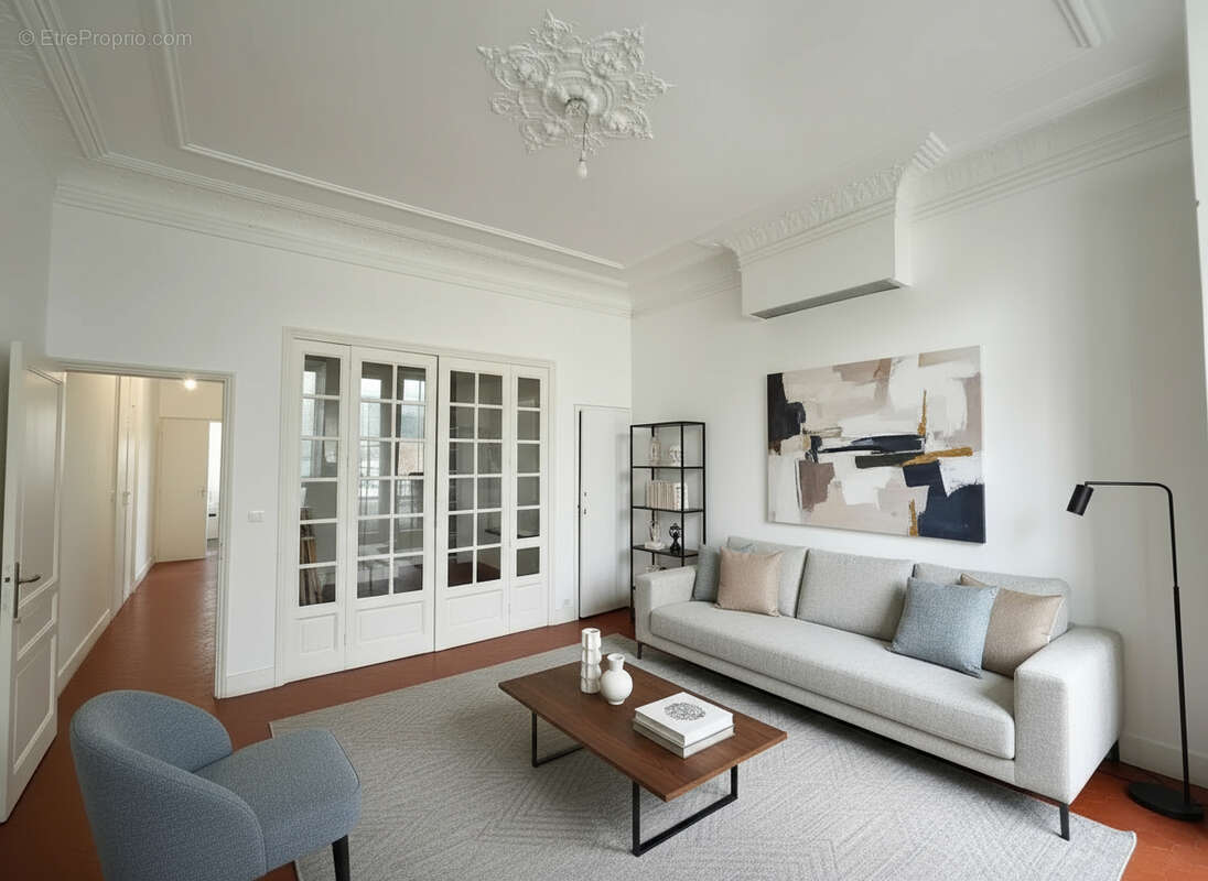 Appartement à MARSEILLE-4E