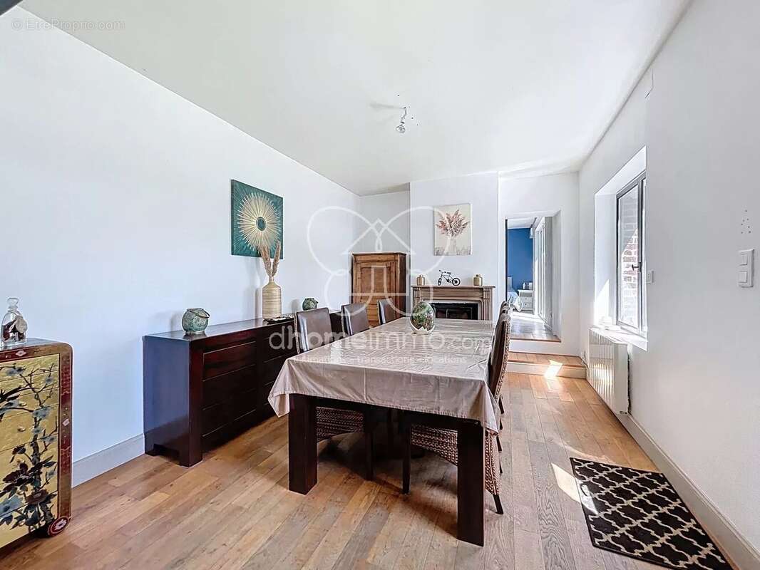 Maison à RAIMBEAUCOURT