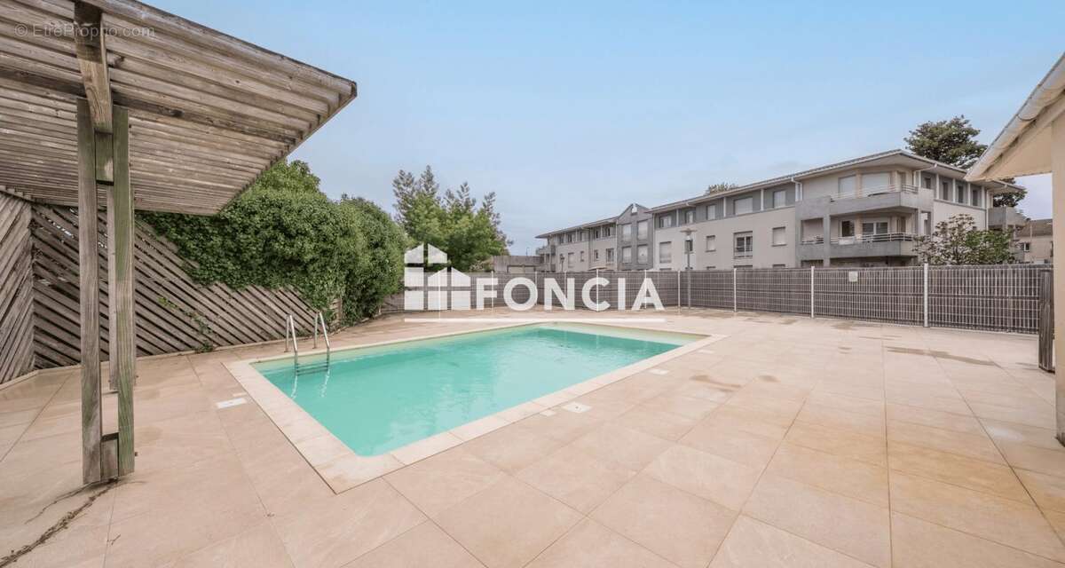 Appartement à BEGLES