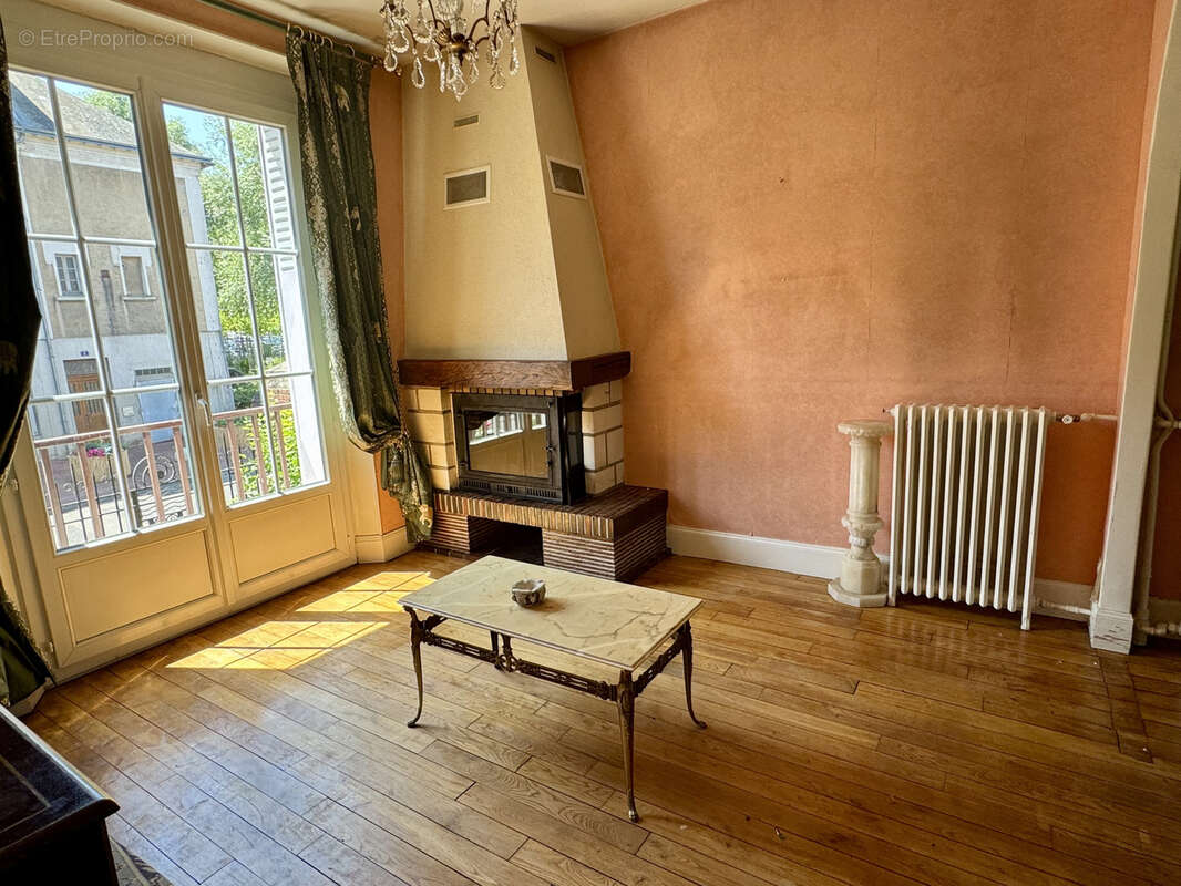 Maison à MONTARGIS