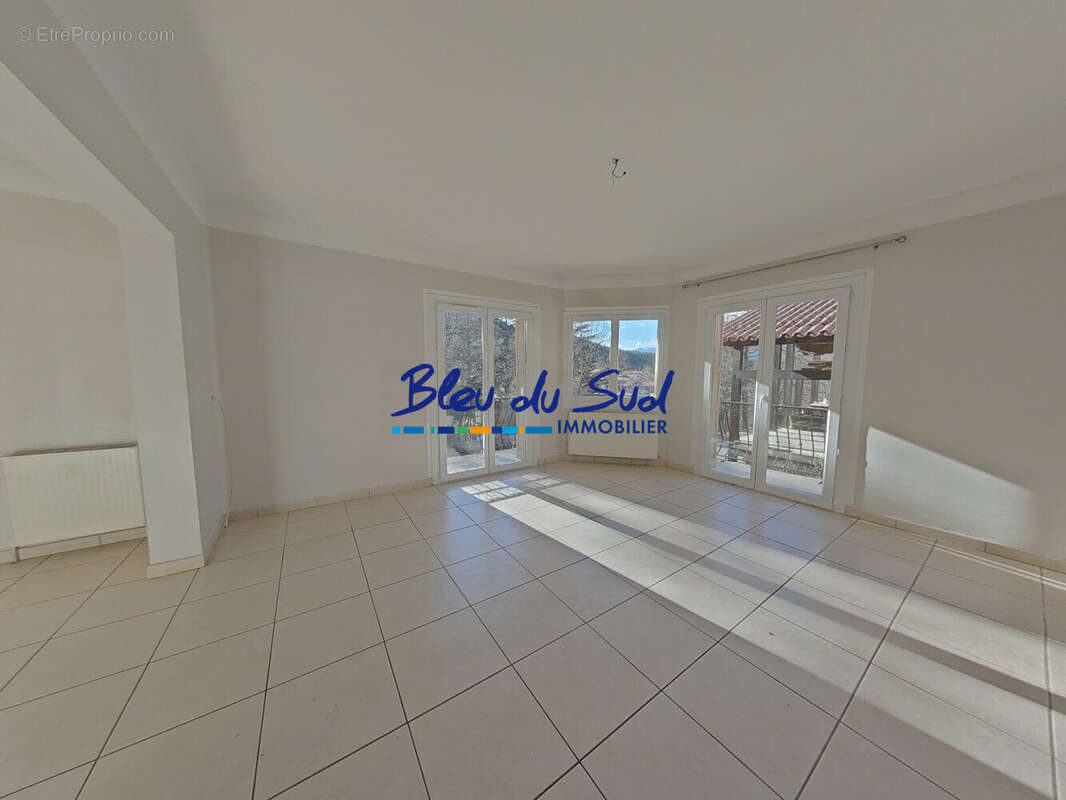 Maison à VERNET-LES-BAINS