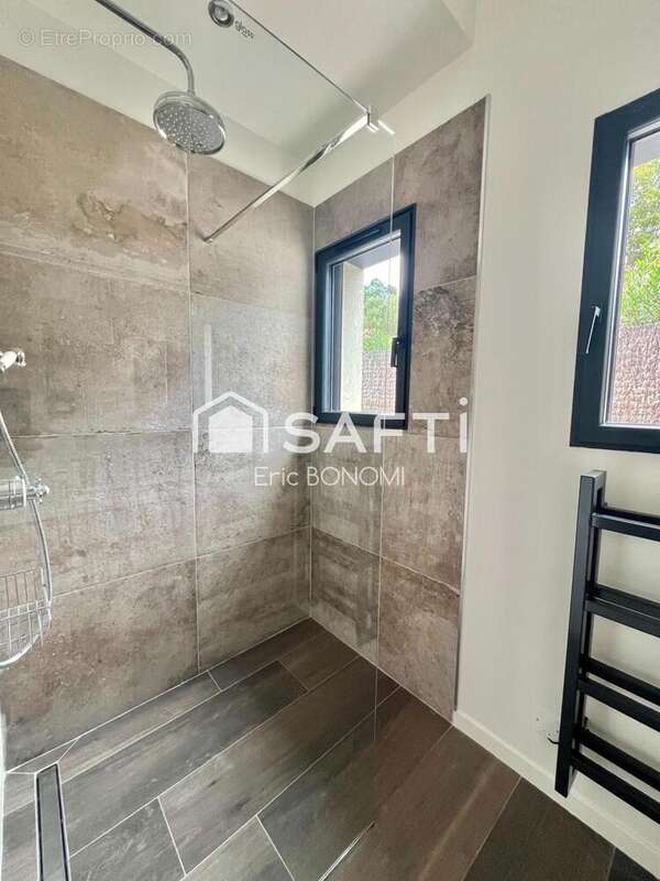 Photo 6 - Maison à LORGUES