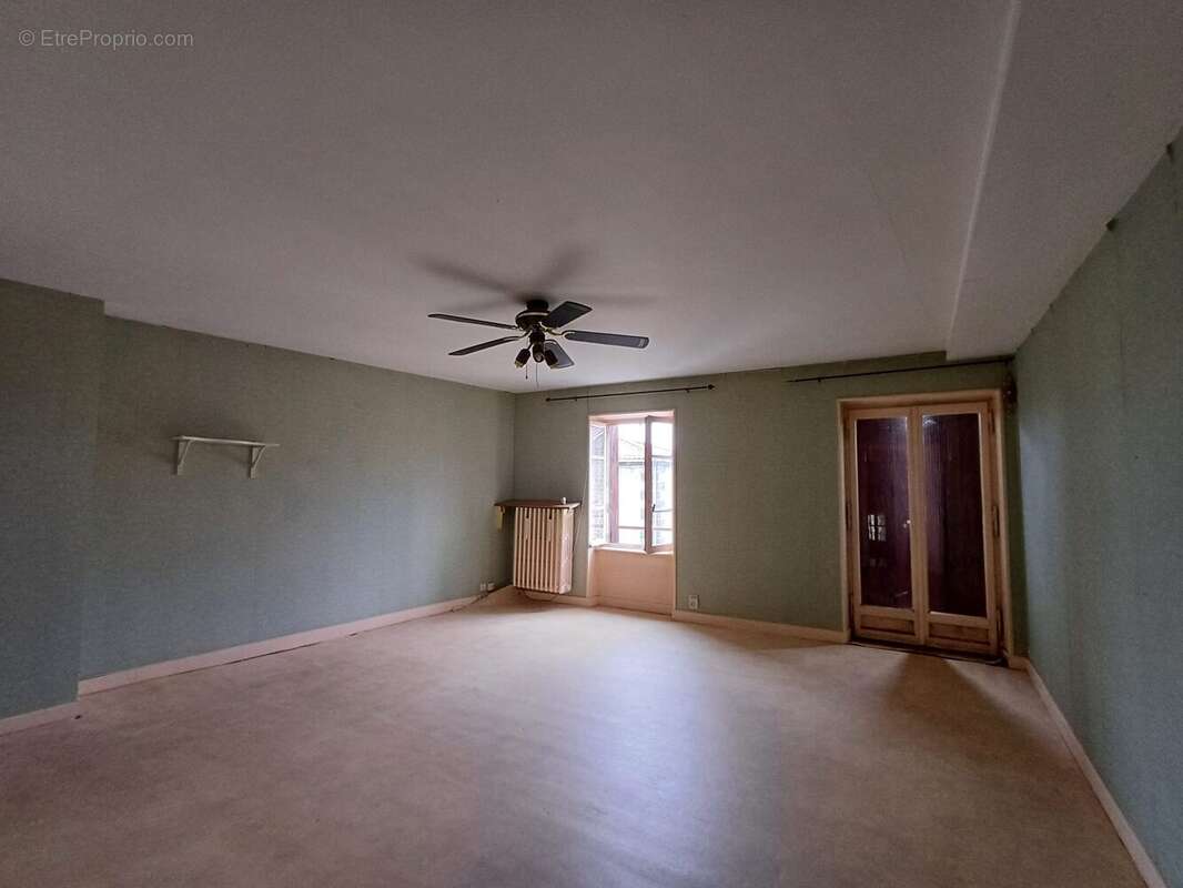 Appartement à VERTAIZON