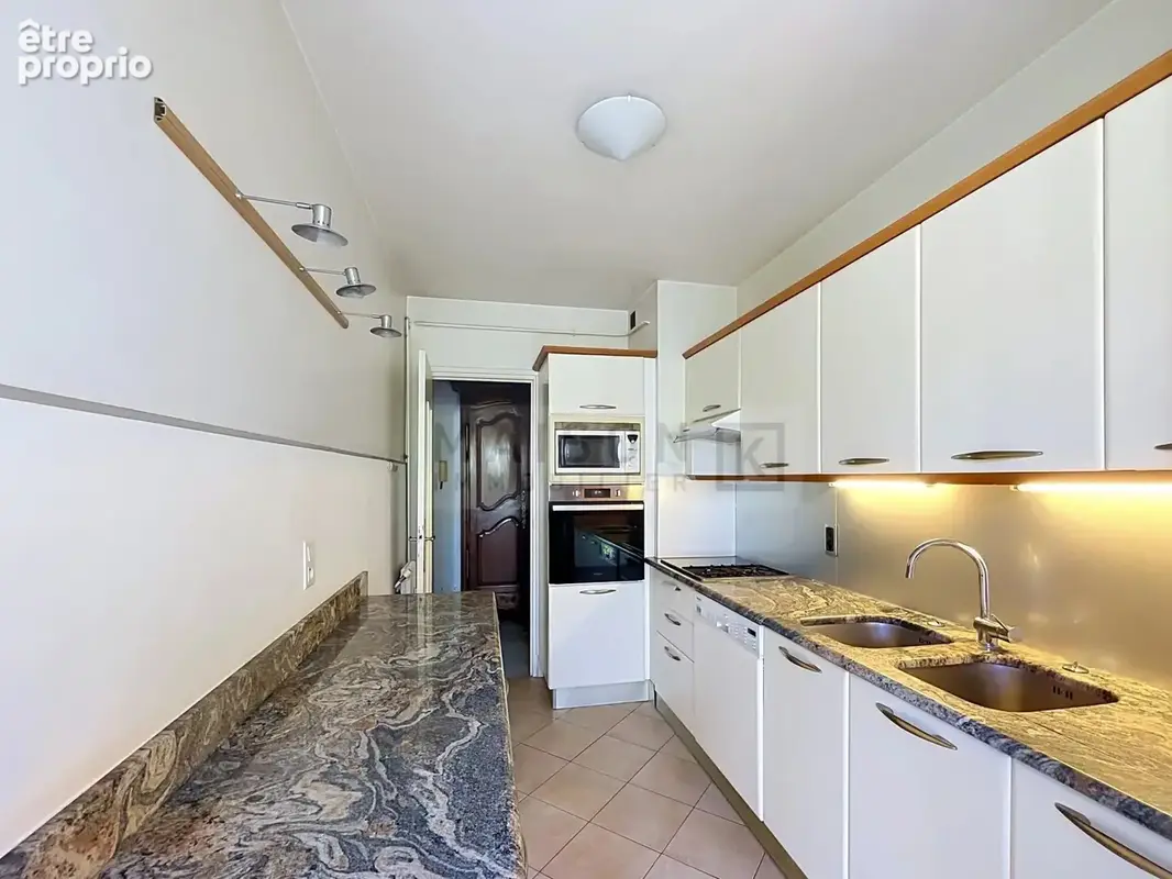 Appartement 5 pièces 143 m² à vendre à Cagnes-Sur-Mer (06800) - photo 8