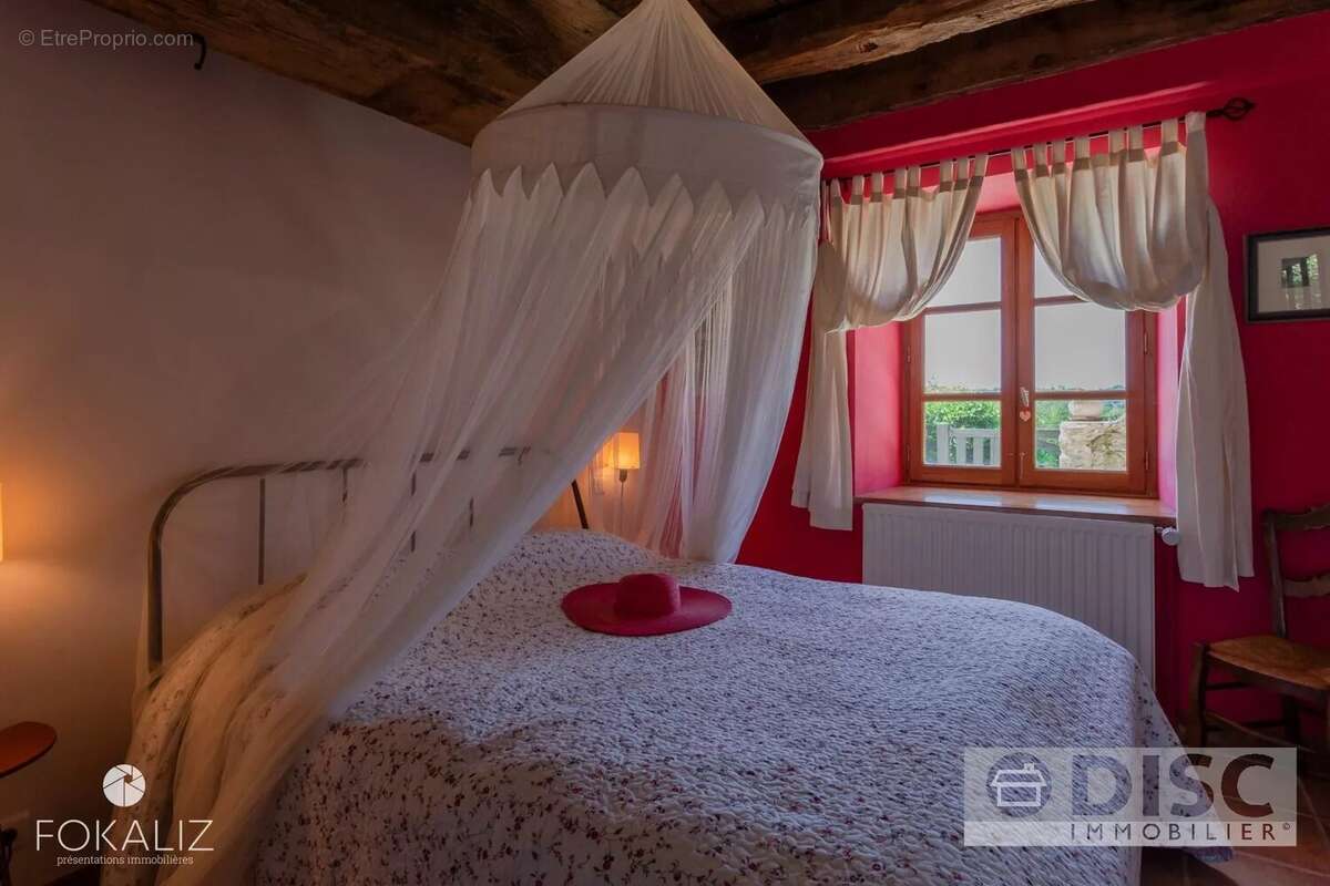 Maison à SAINT-ANDRE-DE-NAJAC