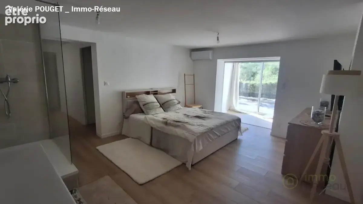 Maison 5 pièces 128 m² à vendre à Le Revest-Les-Eaux (83200) - photo 17