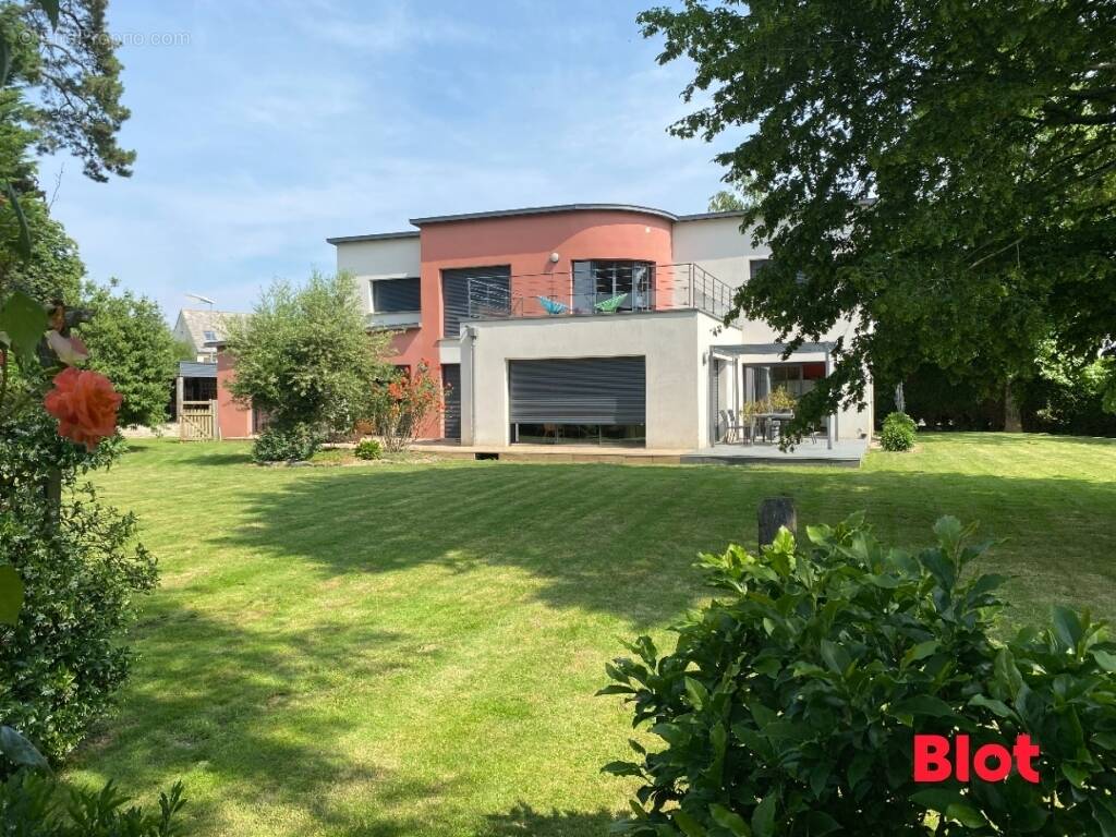 Maison à SERVON-SUR-VILAINE