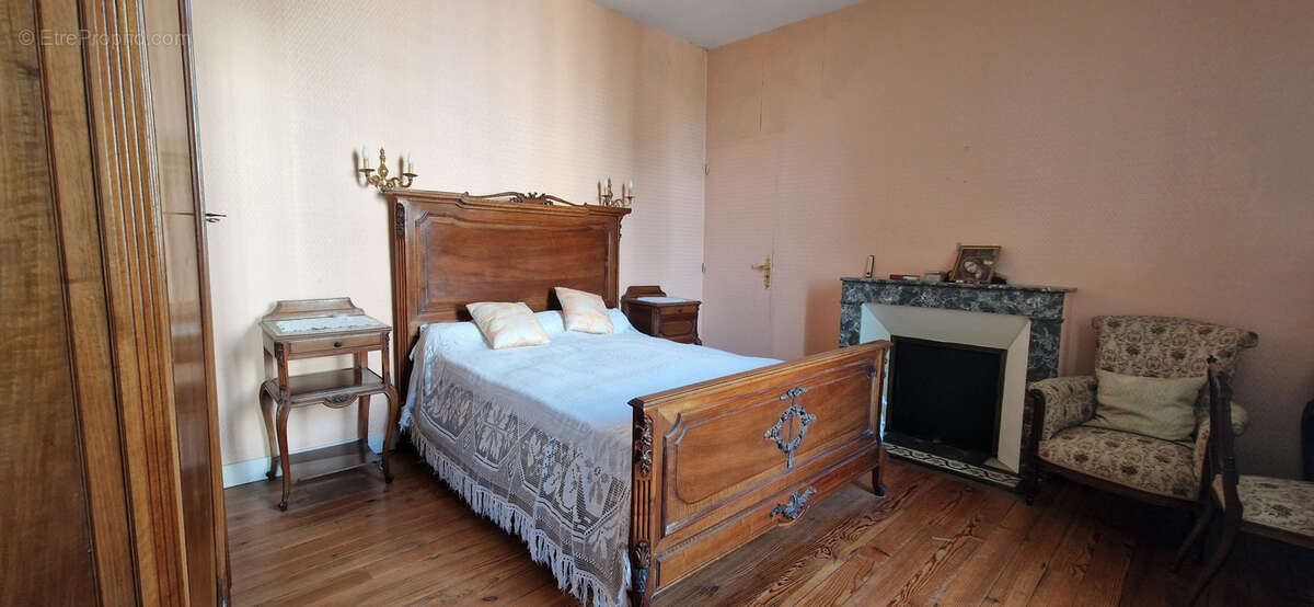 Maison à SAINT-SYMPHORIEN