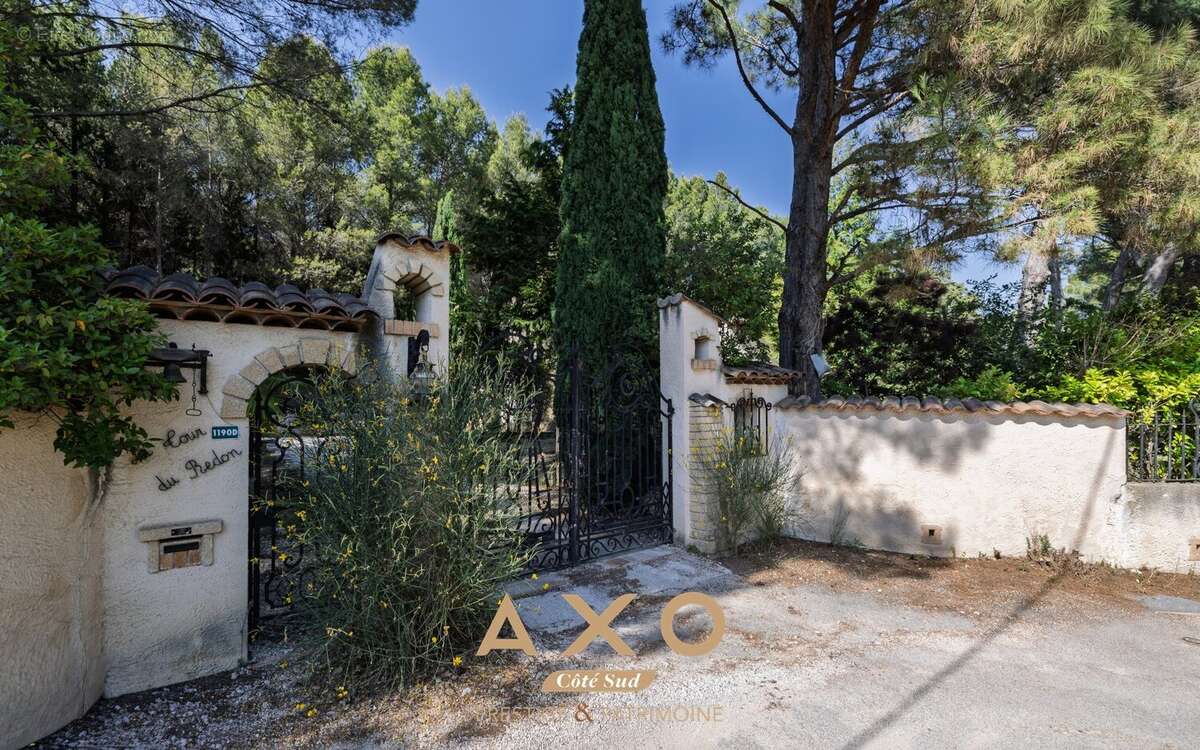 Maison à EGUILLES