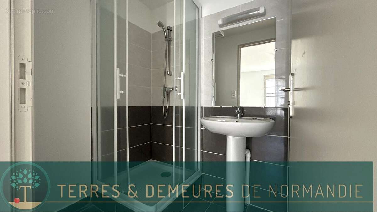 Appartement en Duplex de 63,18 m² situé au coeur du centre-ville de Dieppe, proche de la plage et du port, en Normandie - photo 5