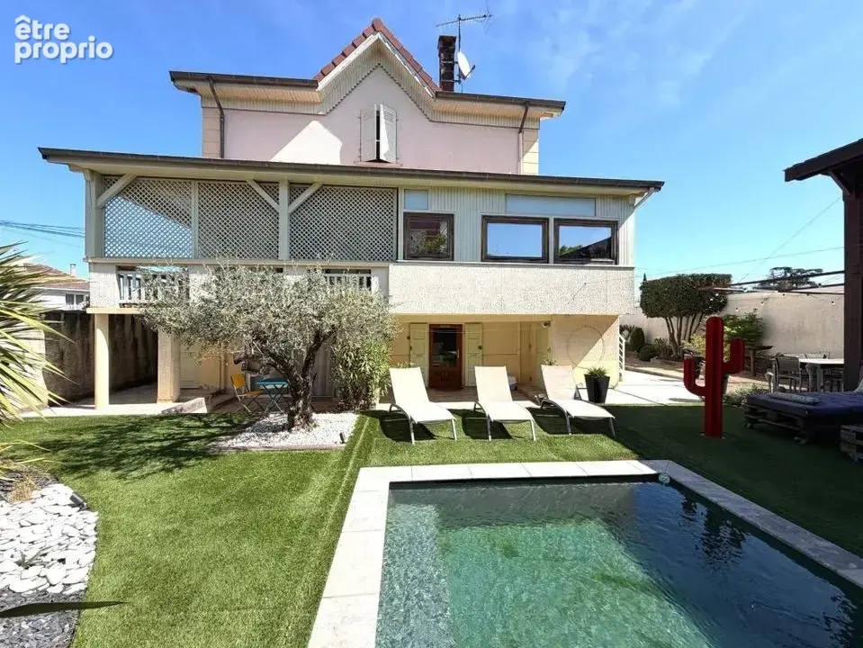 Maison à BOURG-DE-PEAGE