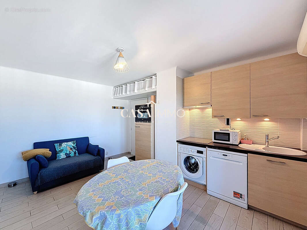 Appartement à HYERES