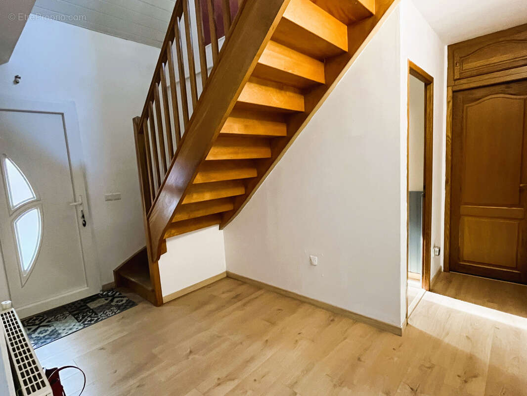Maison à PONTPOINT