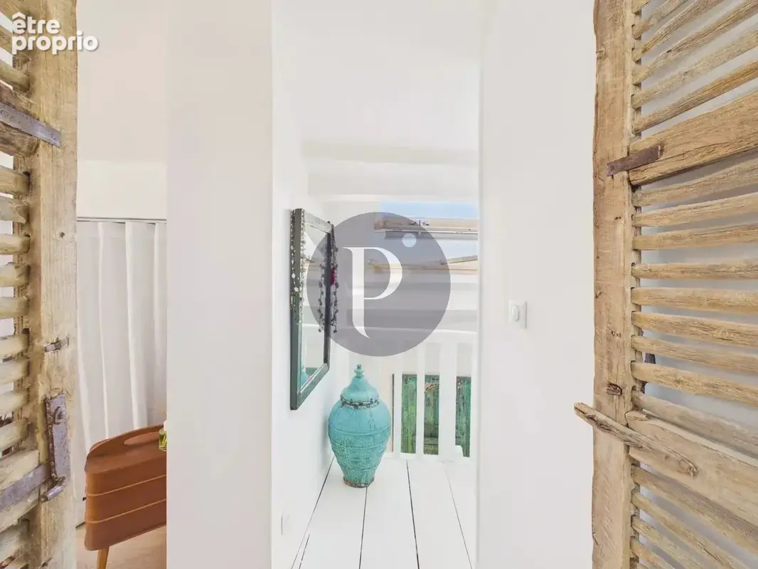La surprise sous les toits : duplex style loft exceptionnel. - photo 18