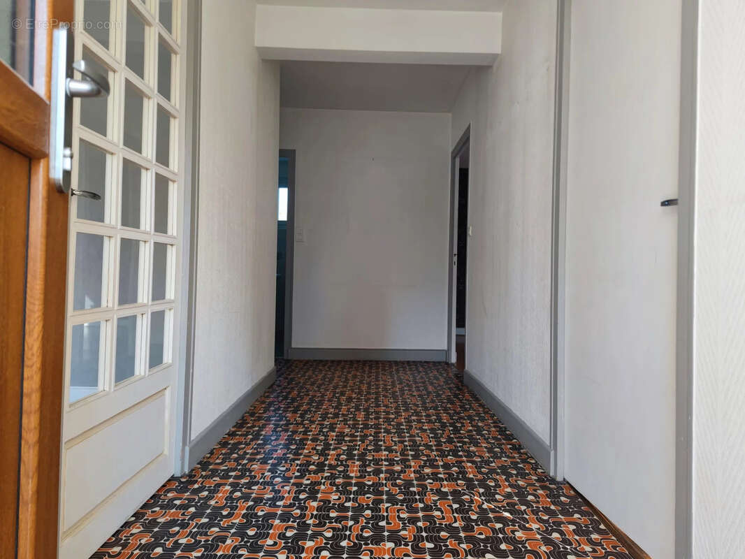 Maison à CERCY-LA-TOUR