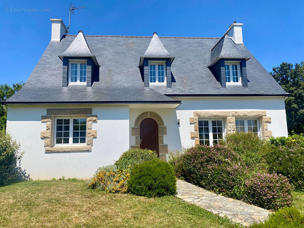 Maison à LANNILIS