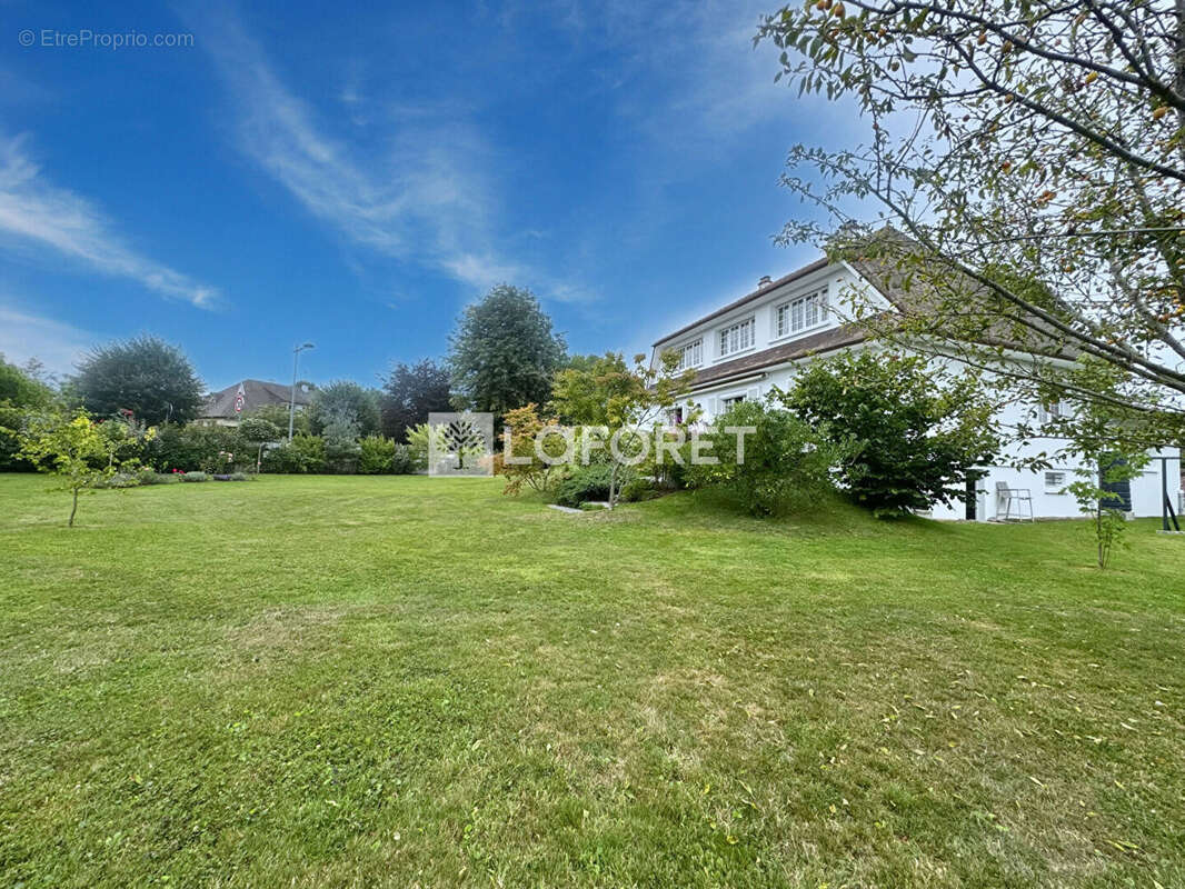 Maison à AMFREVILLE