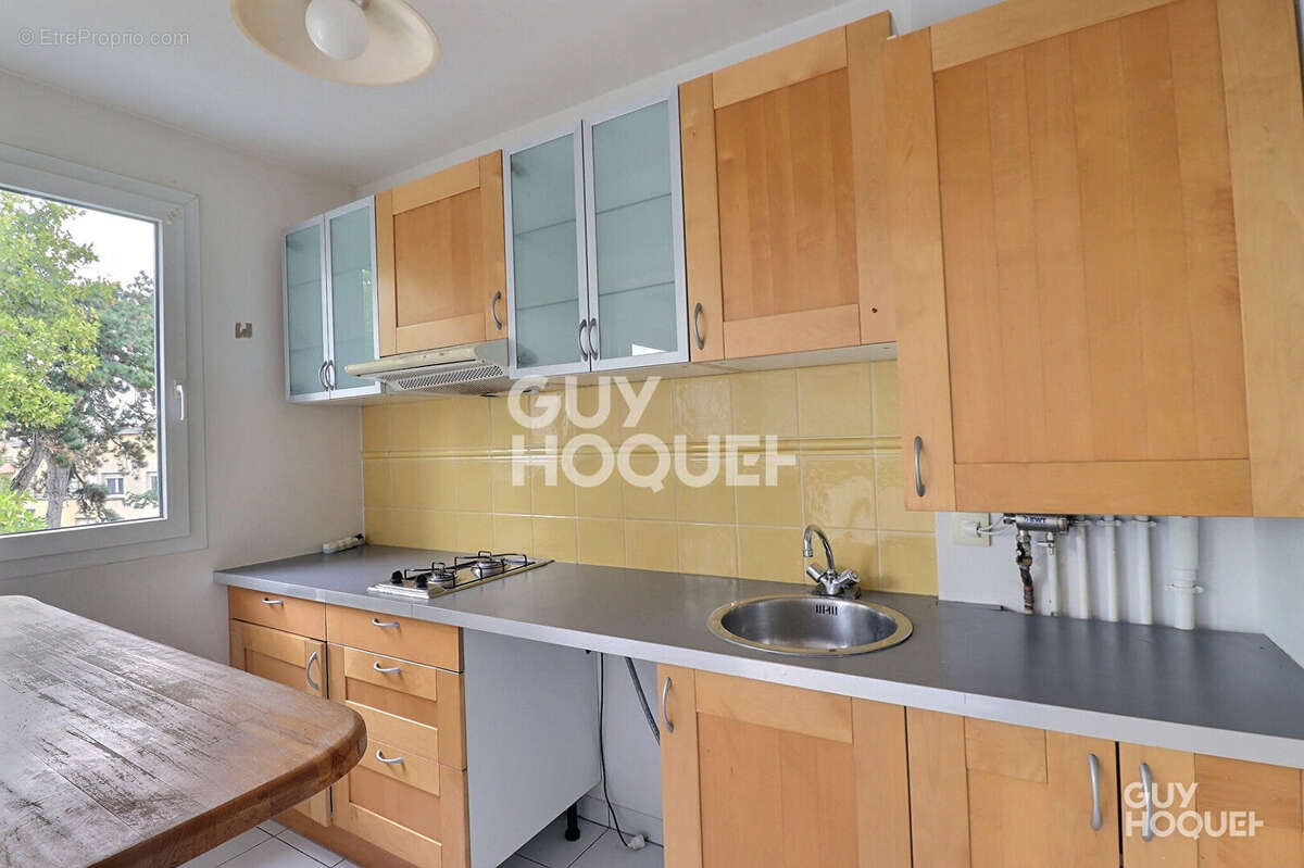 Appartement à SAINT-MICHEL-SUR-ORGE