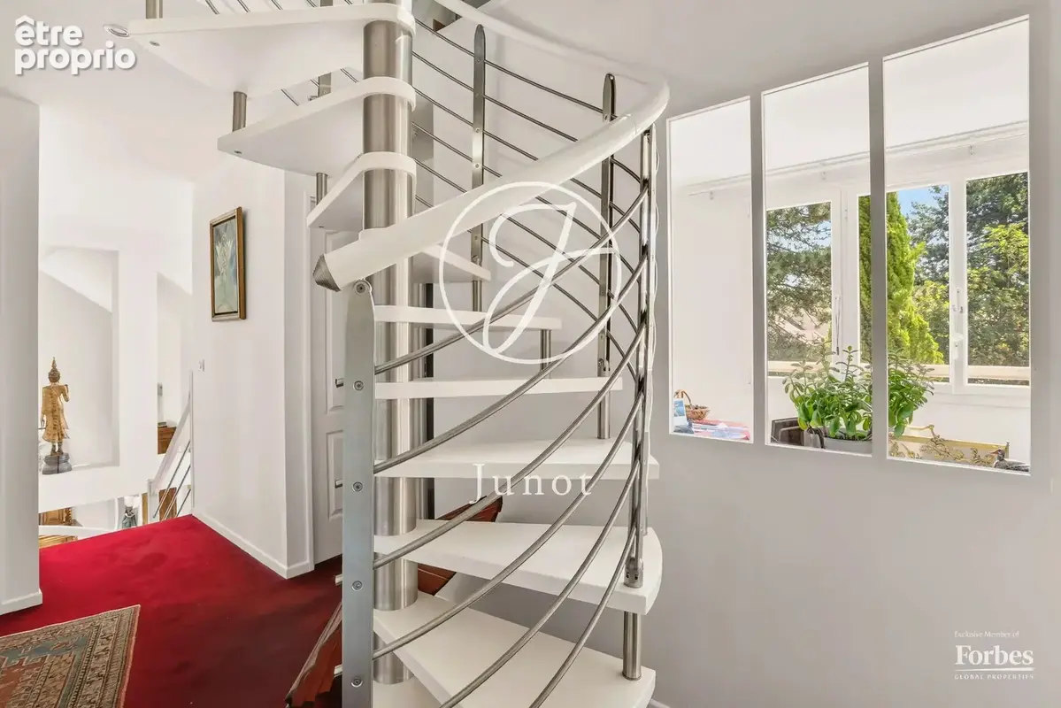 Croissy-sur-Seine - CENTRE-VILLE - Maison - 5 chambres - 179.02m² - Terrain 587m². - photo 24