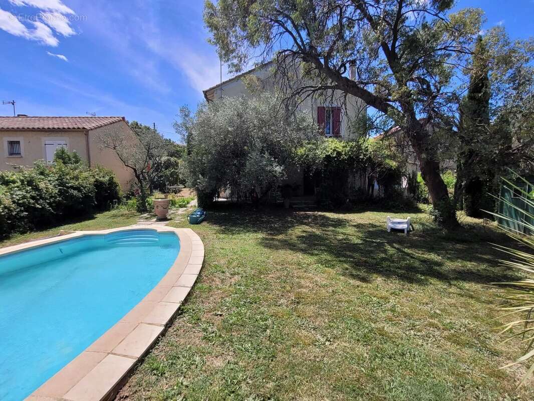 Maison proche centre-ville - 5 pièces - 125.7 m² - photo 13