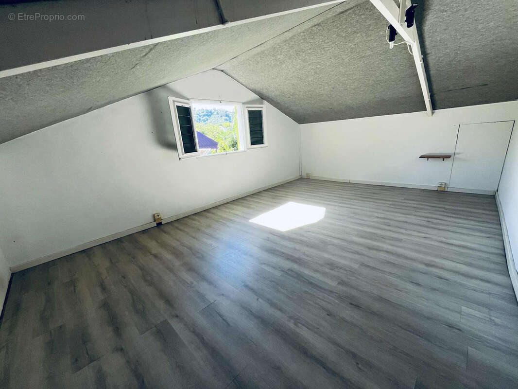 Maison à ENTRE-DEUX