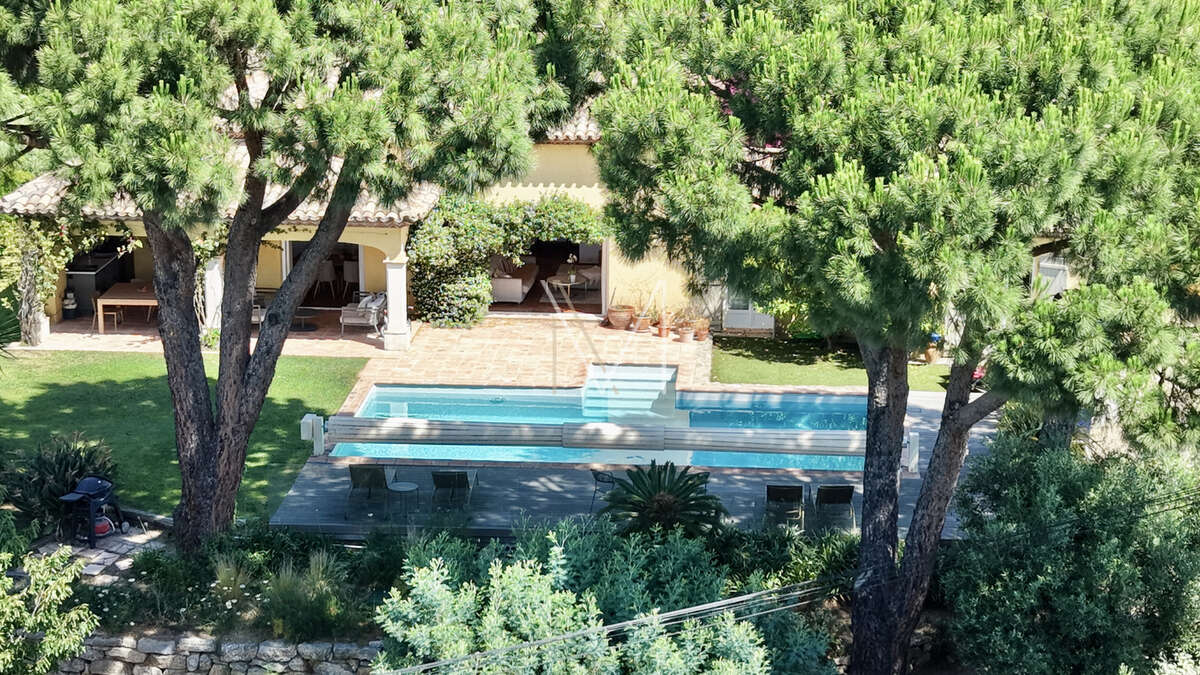 Villa individuelle de plain pied avec piscine chauffee et jolie vue degagee - photo 33