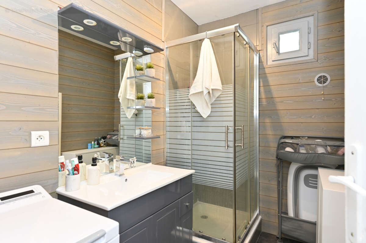 Appartement à CHASSE-SUR-RHONE