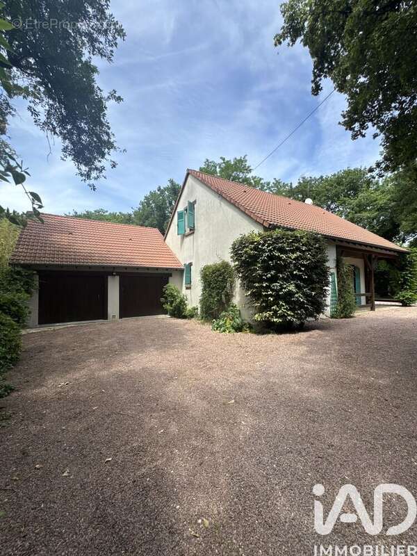 Maison 118 m² à Saint-Florent-Sur-Cher  - photo 2
