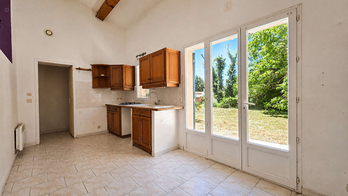 Maison à CADENET