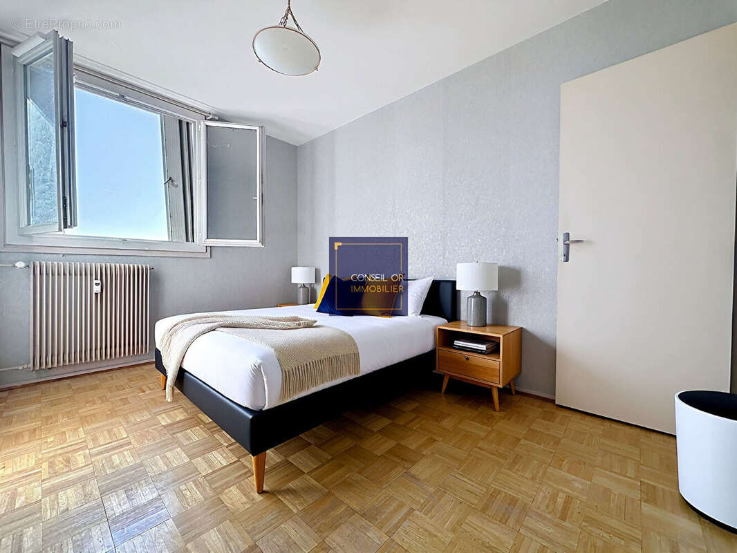 Appartement à OULLINS