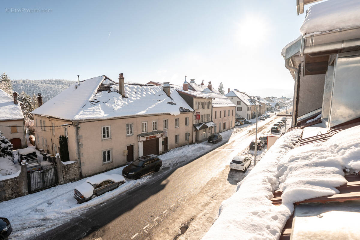 Appartement à MOUTHE