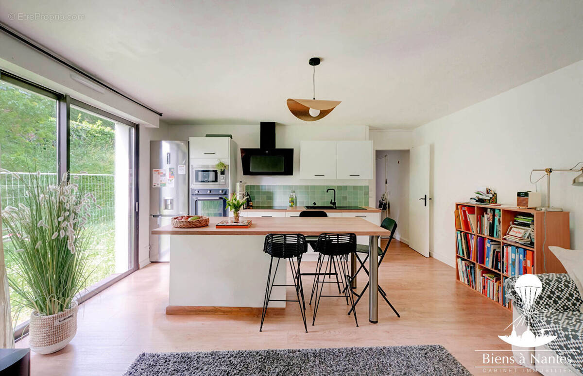 Appartement à INDRE