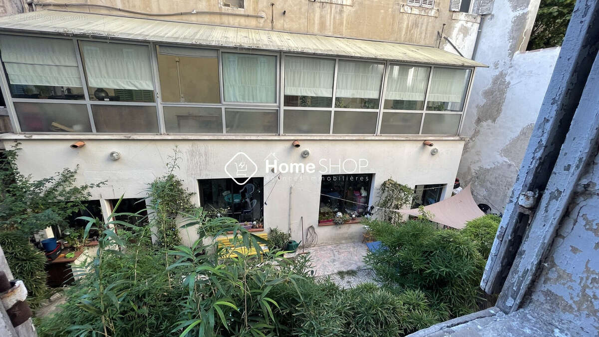 Appartement à MARSEILLE-6E