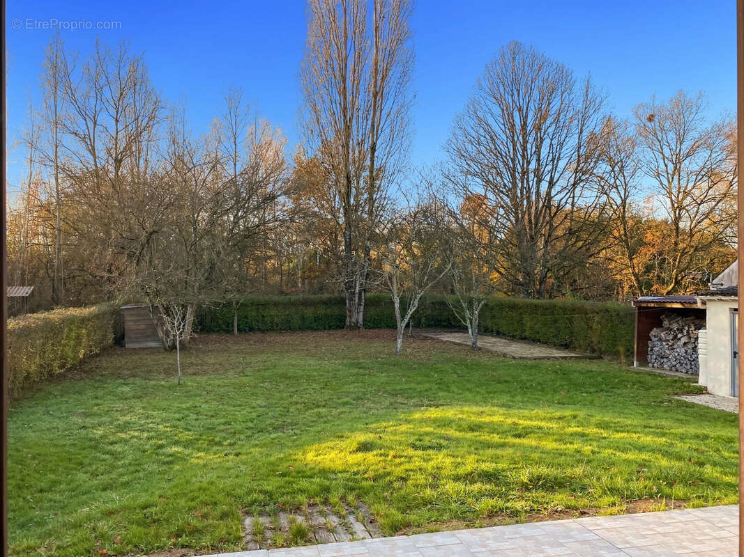 Maison 149 m² à Courtenay  - photo 2
