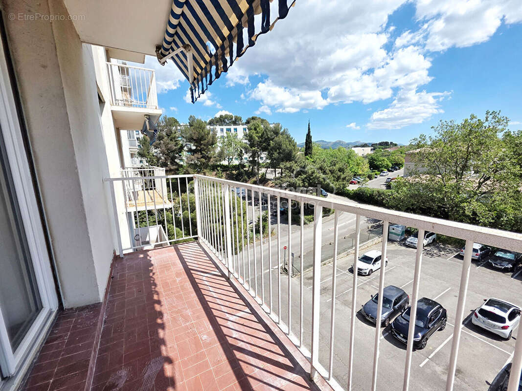 Appartement à MARSEILLE-13E
